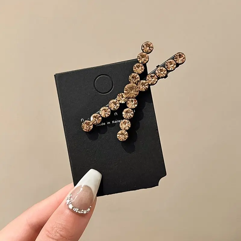 New Coffee-colored Hair Clip Retro Invisible Hairpin for Women Side Bangs Clip with Elegant and Fashionable Hair Accessories