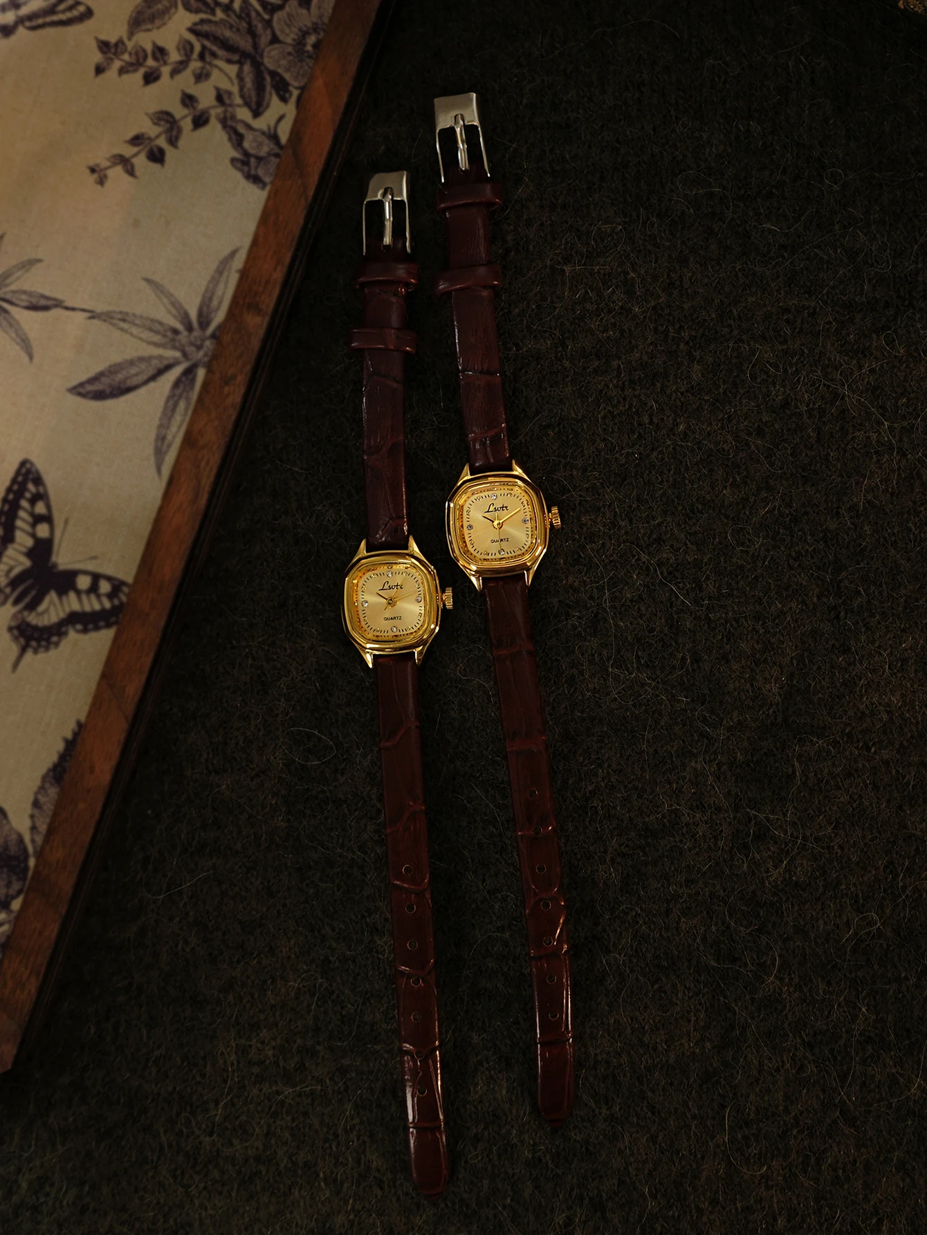 1 PC Mini Gold Square Dial Watch | Vintage-Style, Brown Leather Band, Water-Resistant | Minimalist & Elegant Women‘s Wristwatch image 3
