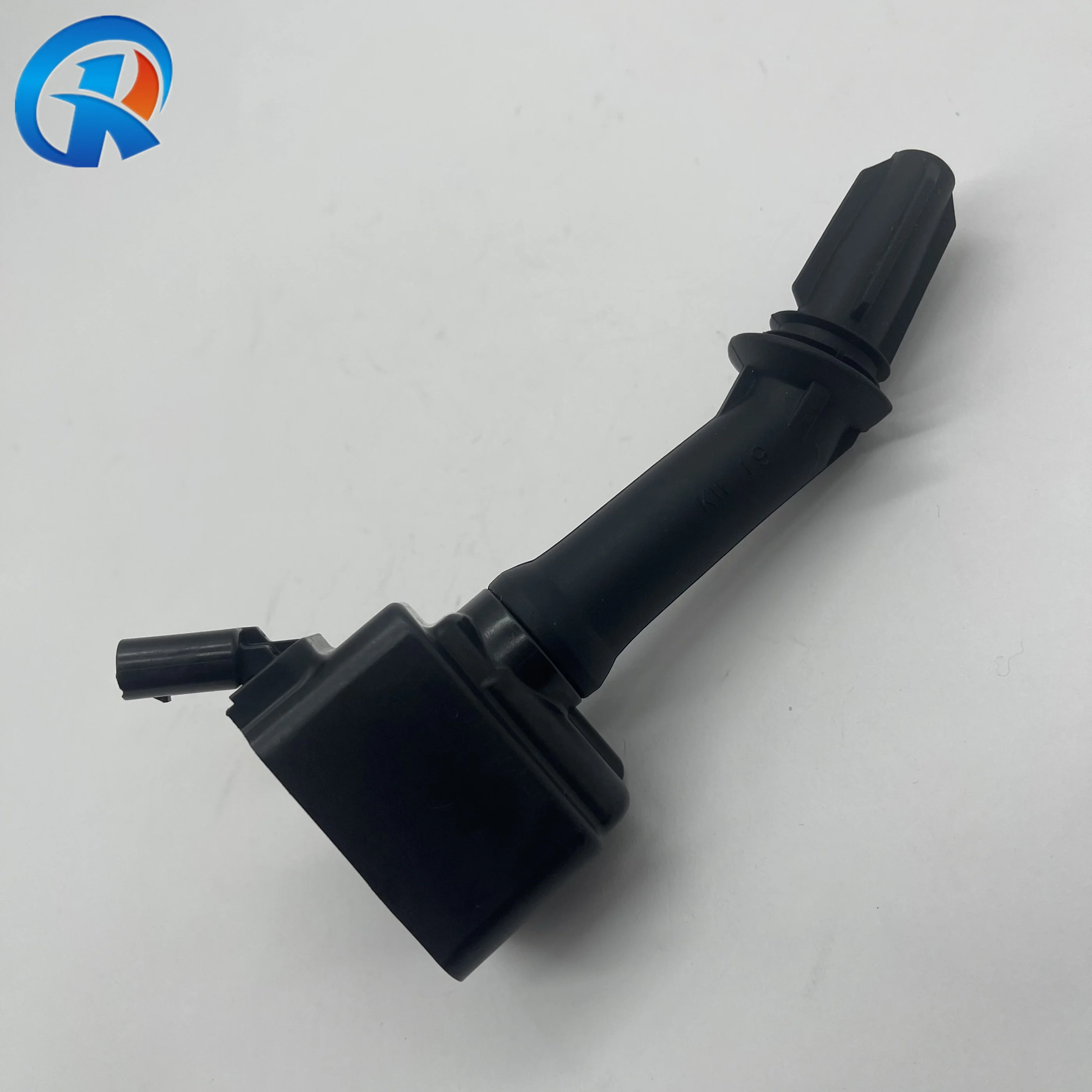 High Quality Ignition Coil FOR BUICK ENCORE 2017 FOR CHEVROLET CRUZE 2016 2017 2018 2019 MALIBU VOLT 2016 12635672 555692530A