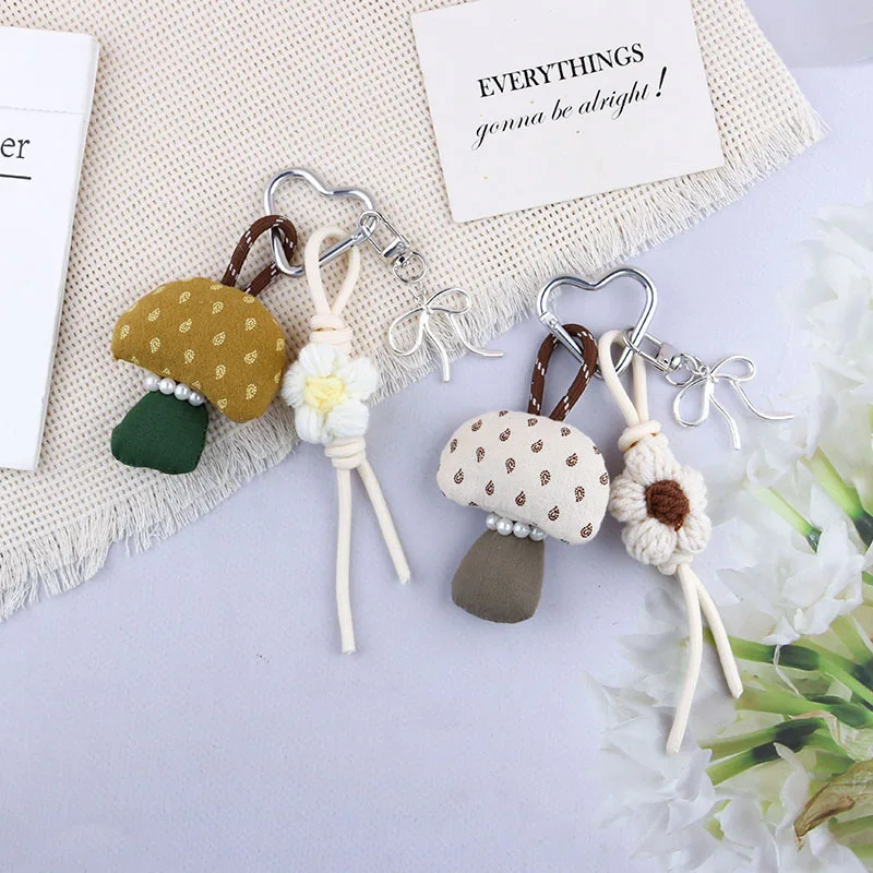 New Internet Celebrity Miu Style Fabric Mori Mushroom Flower Car Keychain Mobile Phone Bag Pendant Couple Versatile Pendant
