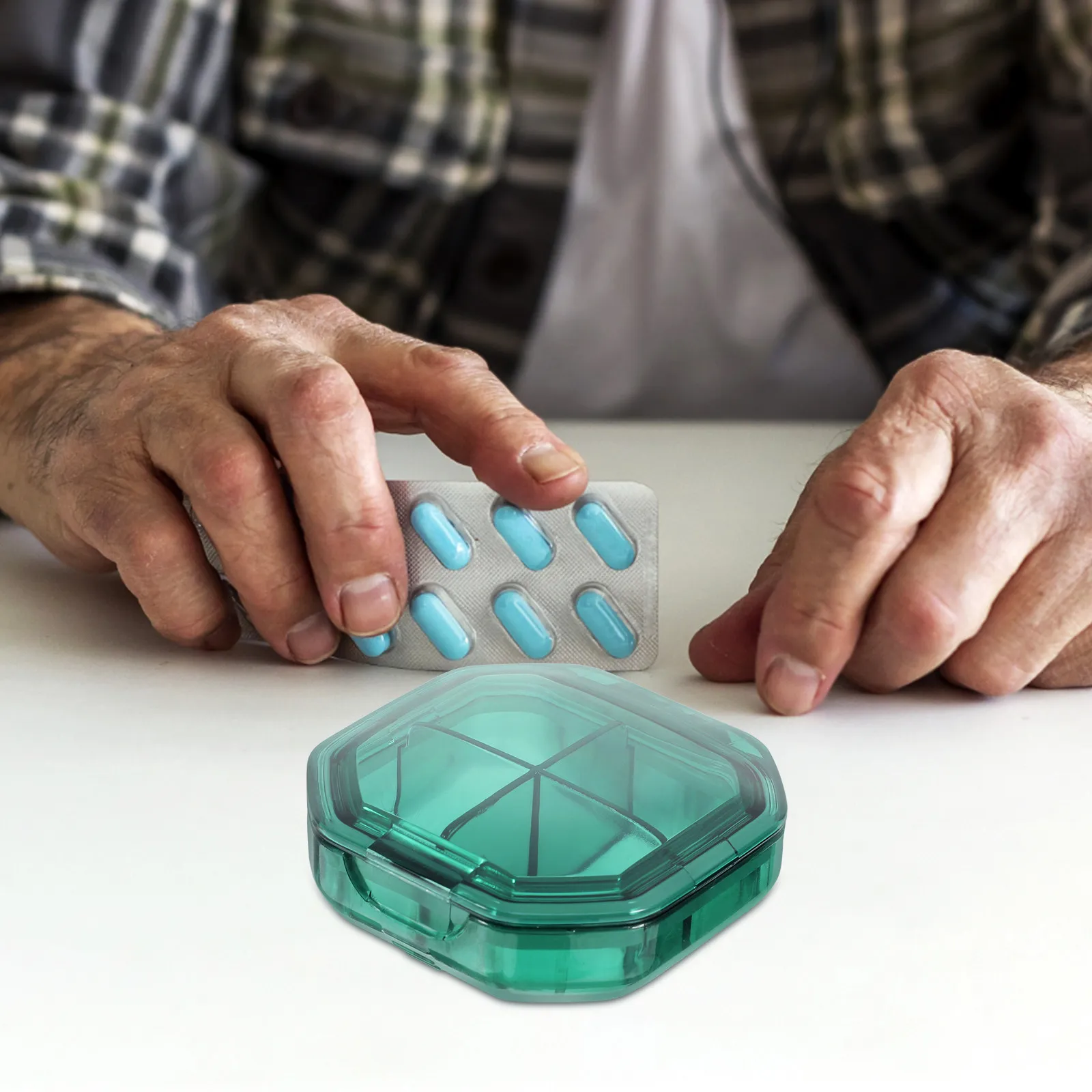 

Портативный органайзер для таблеток на 7 дней, 14 отделений, дорожная аптечка, маленький контейнер для лекарств для сумки, офиса, спортзала