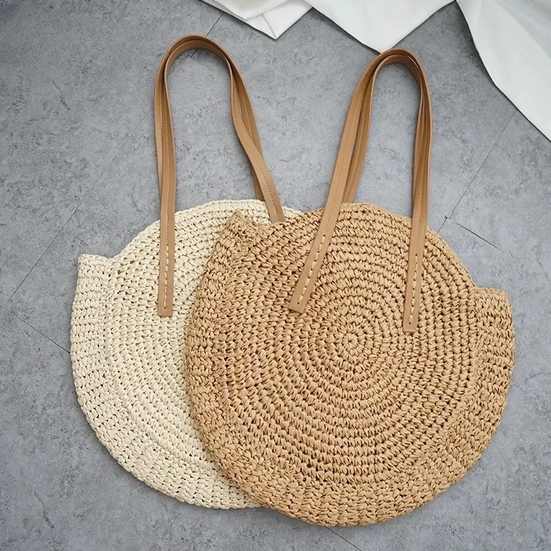 Bolso de playa de paja para mujer, bolsa de rafia tejida a mano de estilo bohemio e informal y con diseño redondo para el verano