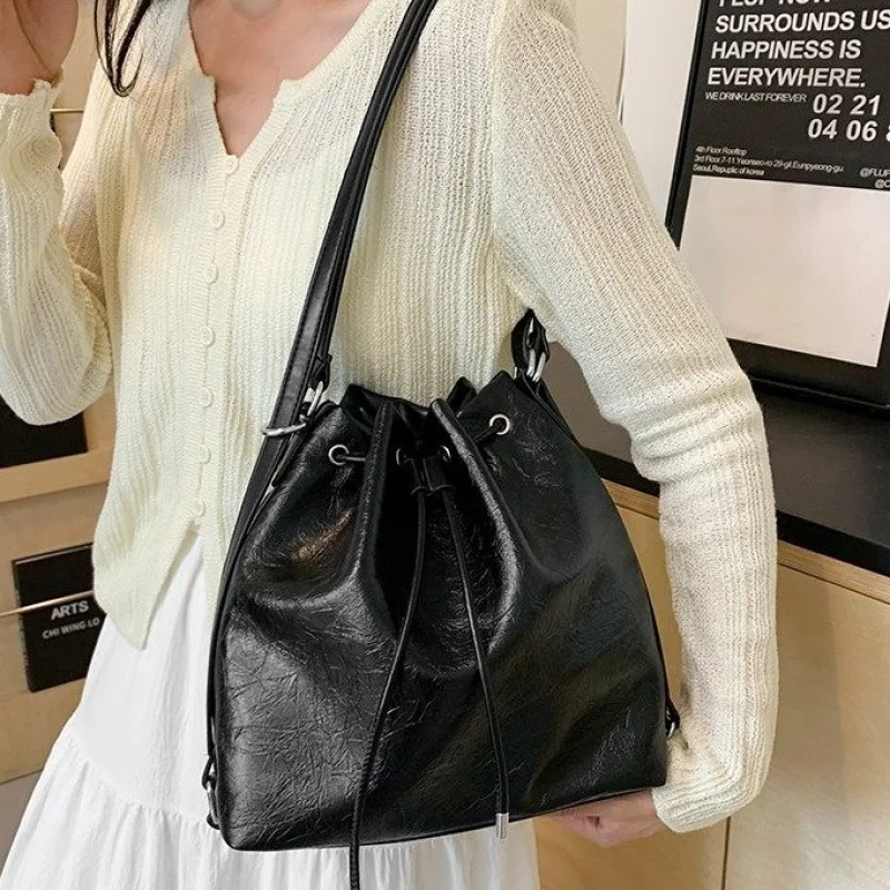 

High-End Luxury Brand Leather Women's Handbag Elegant Crossbody Bag Popular Classic Trendy Design Vintage Casual Commuter Bag​