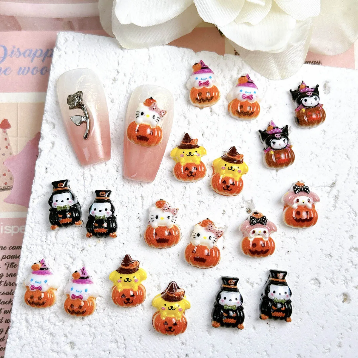 

50PCS Mixed Halloween Sanrio Hello Kitty Series Mini Pumpkin Nail Decoration Accessories DIY Accessories