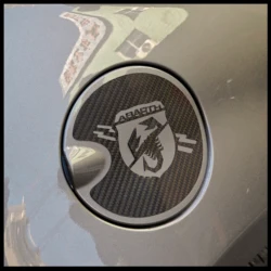 New Racing Style Genuine Carbon Fiber Glossy Black Twill Fuel Tank Petrol Cap Decorative Cover For Abarth 595 695 Fiat 500