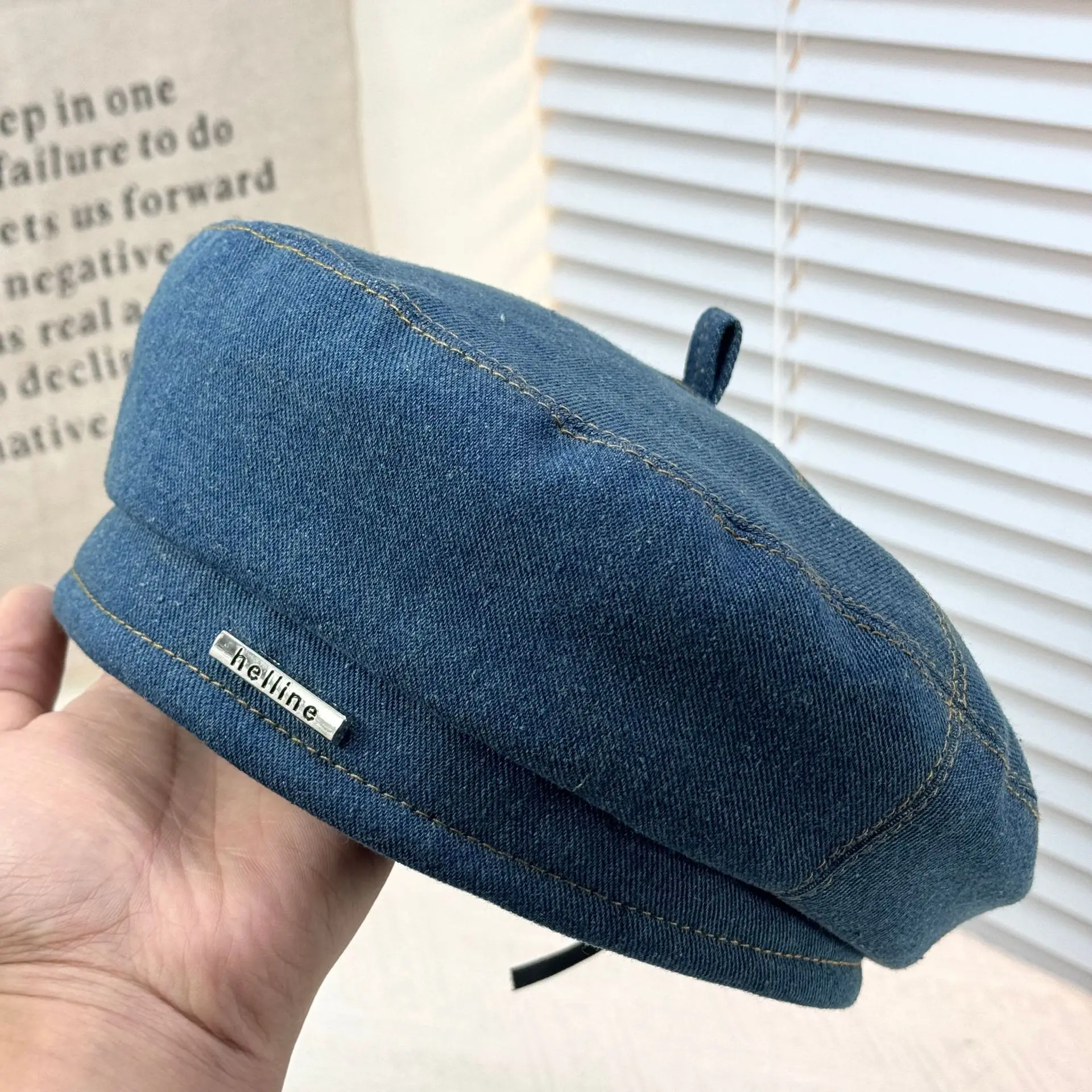 New Denim Beret Hat Women Small Metal Tag Retro Painter Cap Spring Summer Casual All Match Daily Street Fashion Ladies Beret