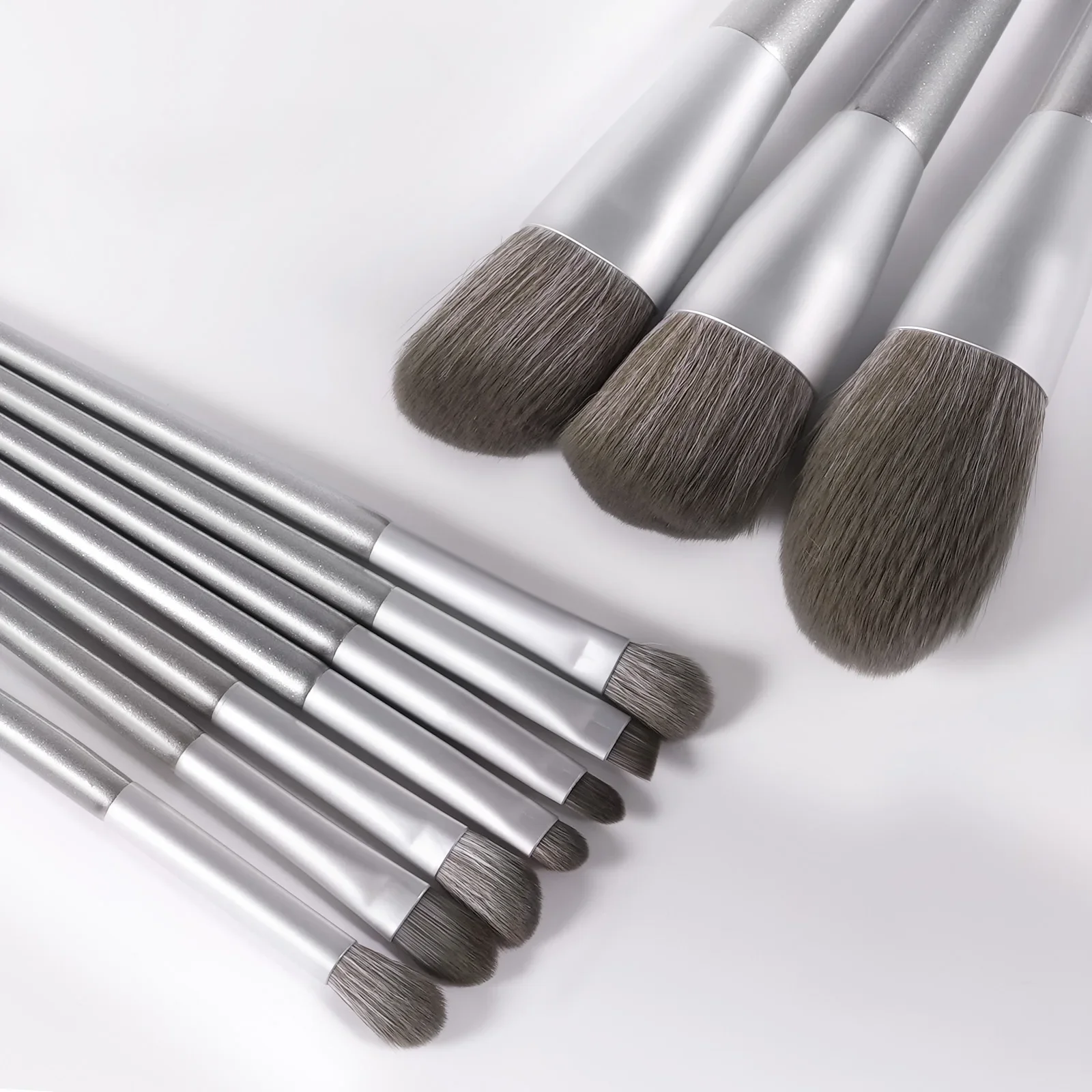 Pelo sintético súper suave, herramienta de maquillaje con mango de madera de alta calidad, juego de brochas de maquillaje para sombra de ojos, herramientas de maquillaje cosmético