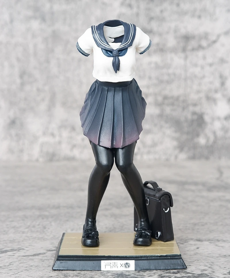 16 cm Transparent Die Kaiser Neue Kleidung Schöne Mädchen Anime Handgemachte Action-figuren Desktop Fall Dekoration Ornament Geschenk