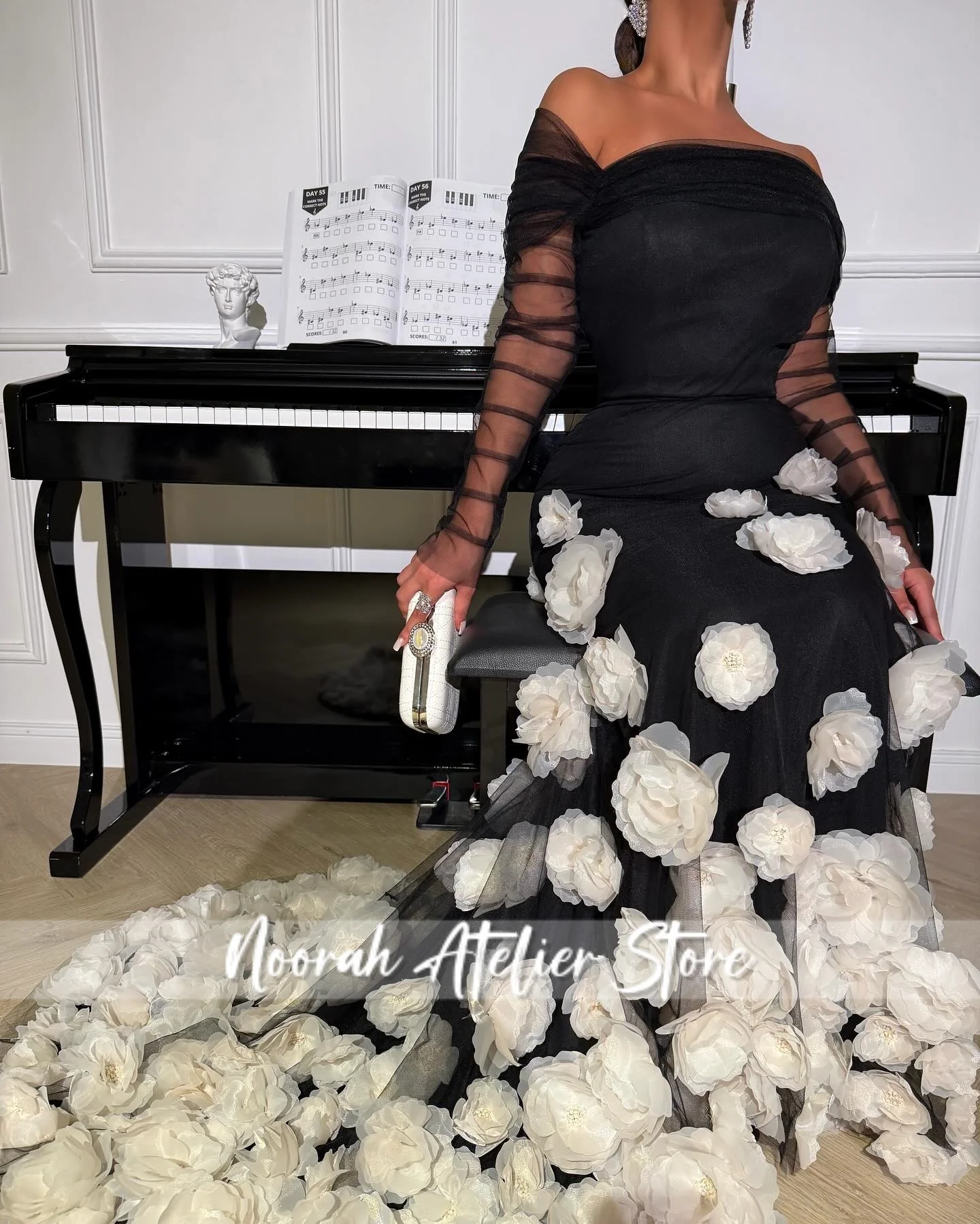 Elegant Black Mermaid สีขาว 3D ดอกไม้หรูหราแขนชุดราตรีสตรี 2025 ชุดแต่งงานซาอุดีอาระเบียยาวที่กําหนดเอง