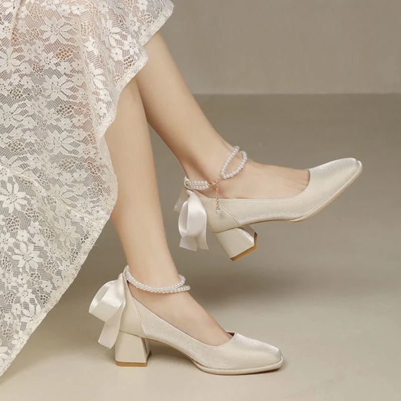 

Fashion Mary Jane Wedding Shoes Chunky Heel Design for Bridal Medium Heel Comfortable Footwear Square Toe Shoes for Women