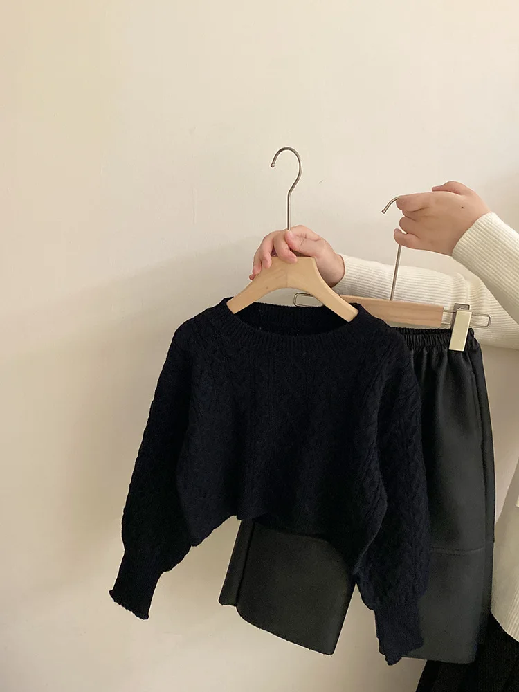 

Girls' Elegant Cable Knit Puff Sleeve Sweater Autumn Winter New Fleece Lined Warm Leather Pants Fashion Set Trendy