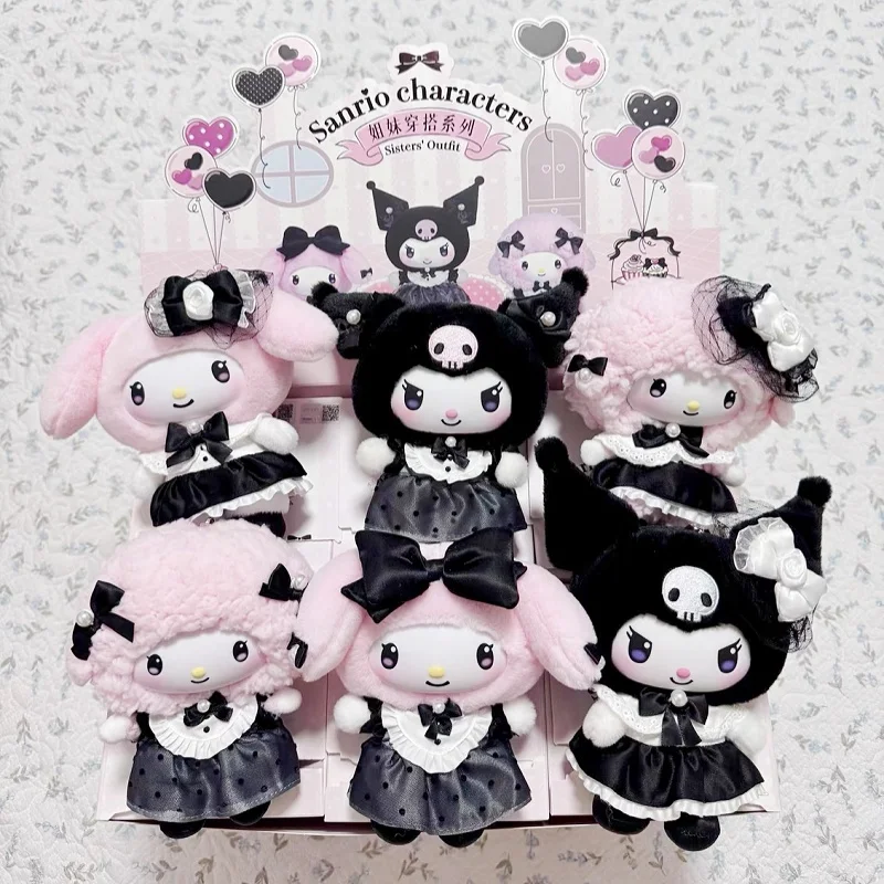 정품 Toptoy Sanrio 캐릭터 자매의 복장 시리즈 블라인드 박스 카와이 귀여운 비닐 인형 미스터리 박스 장난감 성인 어린이 선물