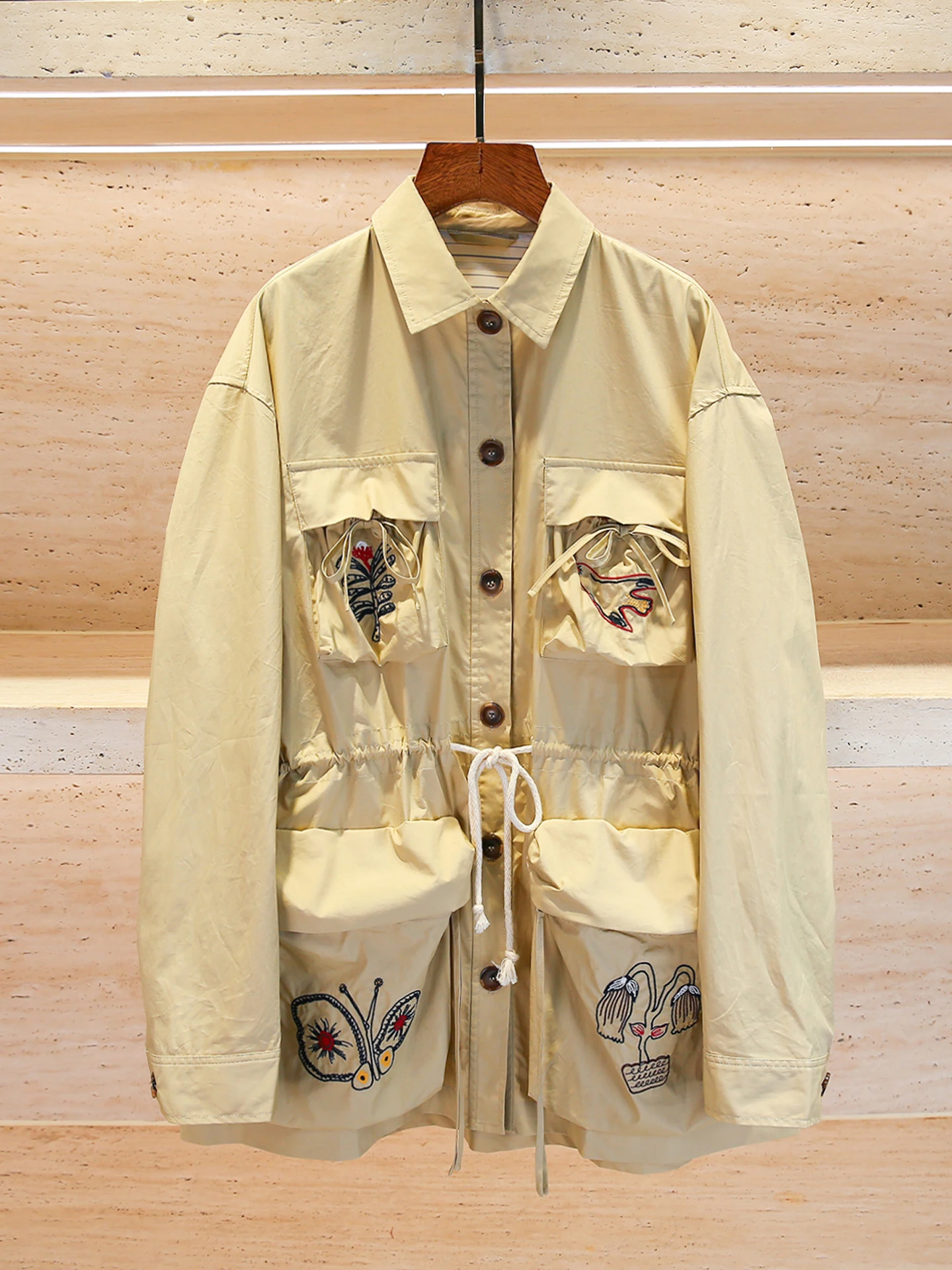 

High-End Women's Autumn Jaet with Waist-Cinching Dstring And Embroidery Utili Sle Coat Outerwear Simple Loose Fit