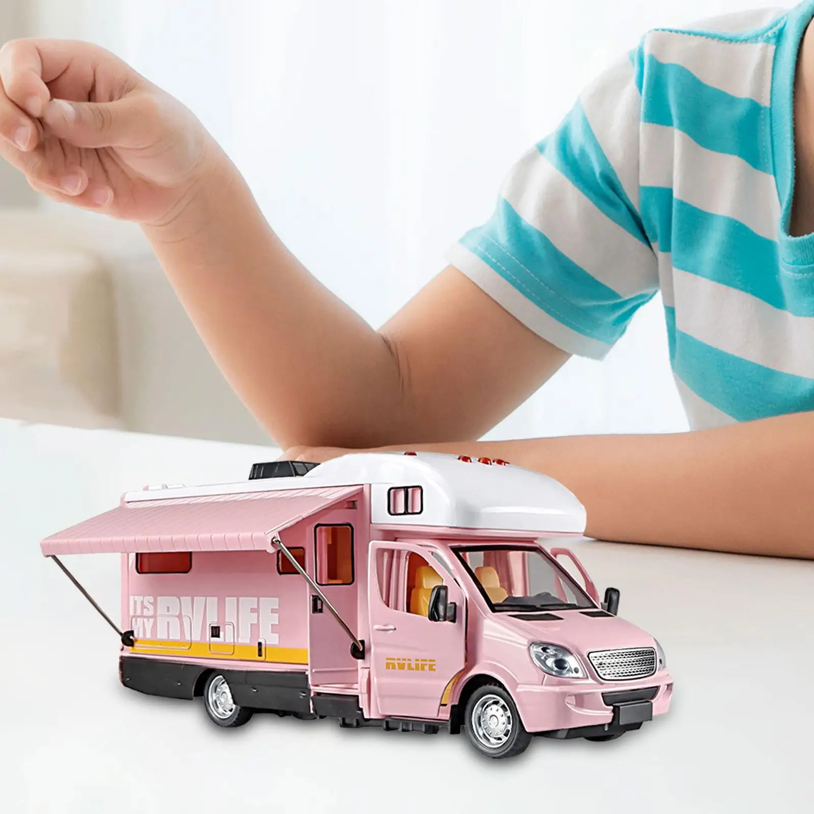 1:32 Side Door Open Alloy Camper Motorhome Toy Diecast Model Car for Tabletop Ornament Party Toy Age 3 4 5 6 Kids Toddlers Gifts