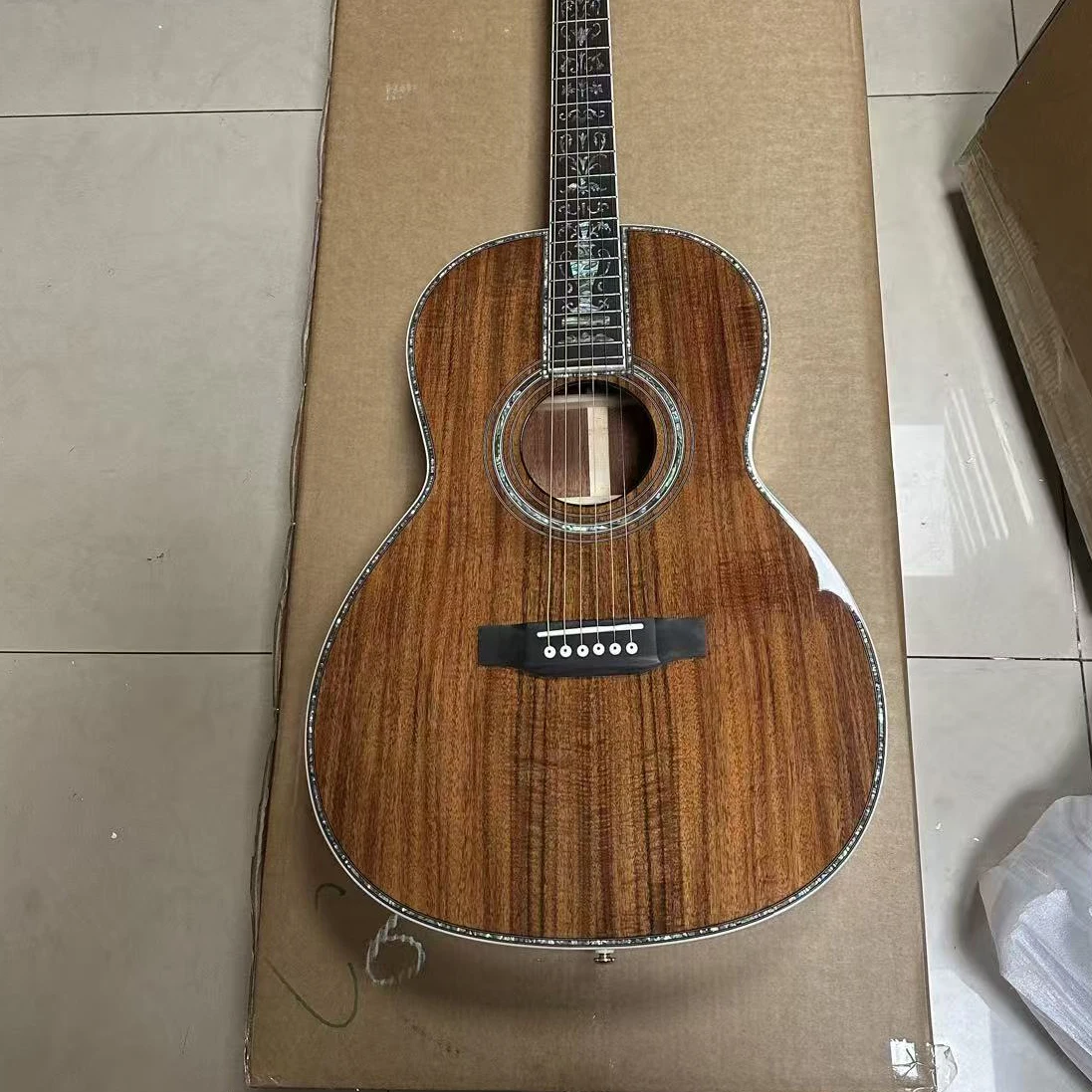 2026 HOT Brown Natural KOA Wood Color 00045 Acoustic Guitar High-end Version Vase Inlaid Finger Board Ebony Fretboard Solid Top