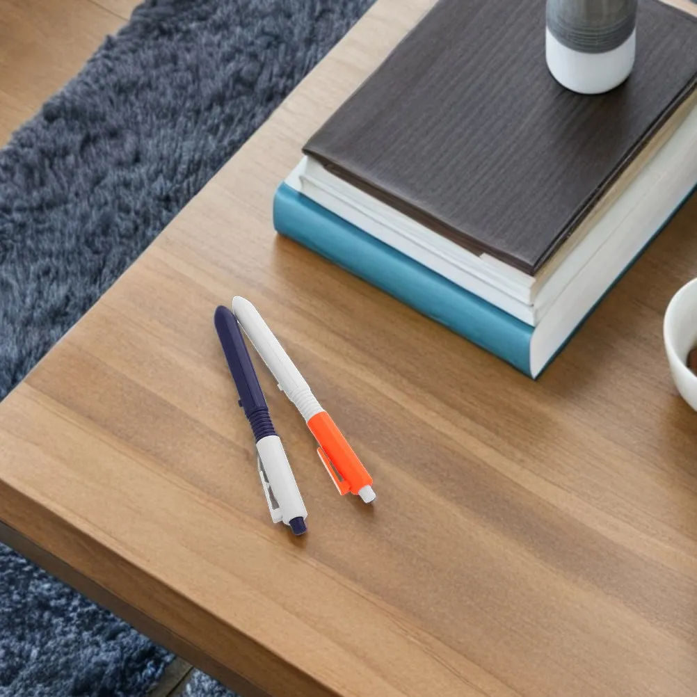 

Набор из 4 ручек-распылителей: креативные шариковые ручки для розыгрышей в офисе, школе, классе. Забавные ручки для письма с функцией распыления.