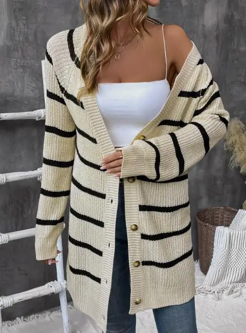 

2025 Autumn/Winter New Women's Cardigan Fashion Casual Loose Long Sleeve Knitted Cardigan