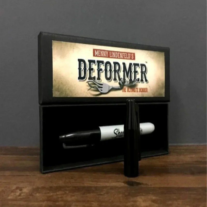 

Deformer by Menny Lindenfeld Close Up Magic Trick Mentalism Magic Magia Magie Magicians Prop Accessory Illusion Gimmick Tutorial