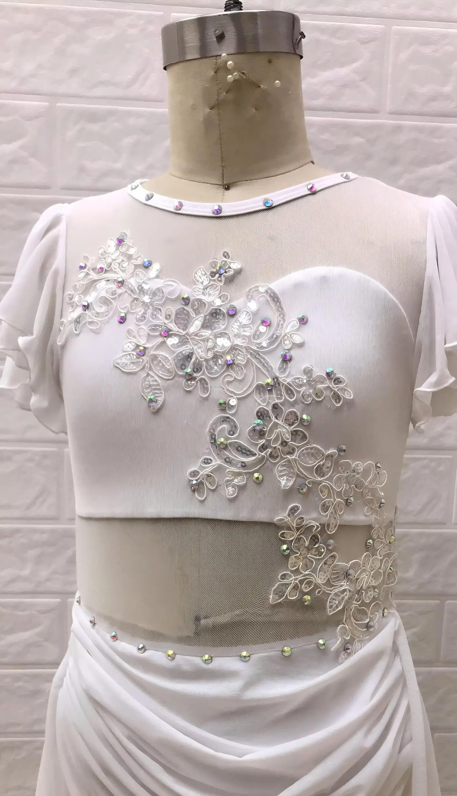 Children, adults, girls, retail and wholesale nylon / lycra mesh modern dance, ballet, tights, training clothes, dance school gr