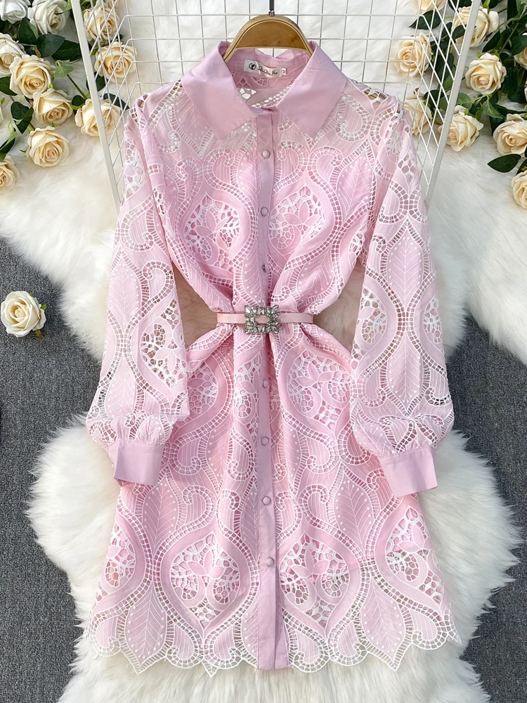 벨트와 고품질 수 놓은 레이스 셔츠 드레스 여성 속이 빈 2025 여름 우아한 긴 소매 미니 드레스 INKEO 5D107