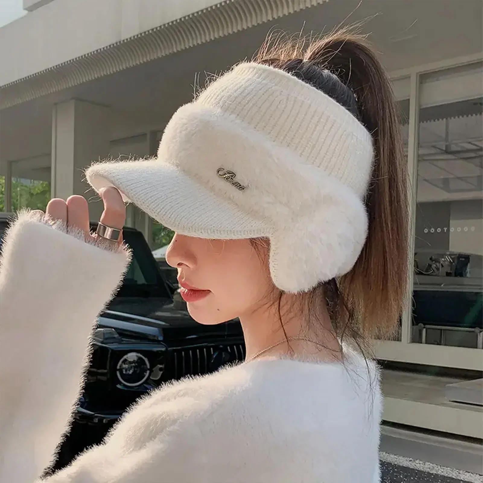 Duck Tongue Hat Fashionable Versatile with Plush Insulation Empty Top Ear Tips Woolen Hat Winter Cycling Knitted Ear Protection
