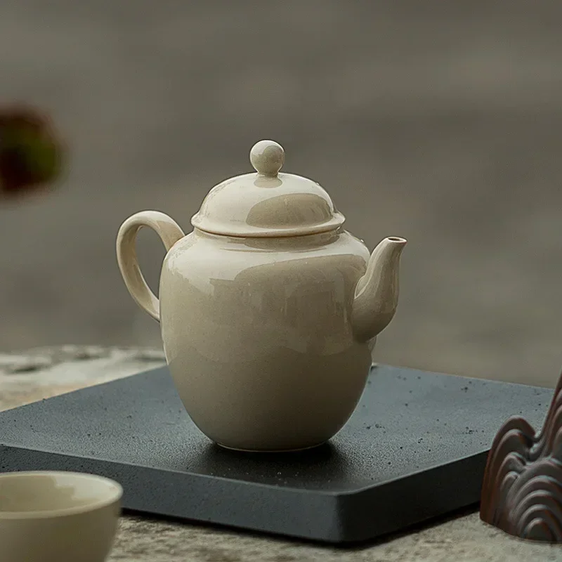 Jingdezhen Hand-made Filter Hole Plant Gray Teapot Kung Fu Tea Set Single Pot Ceramic Teapot Simple and Simple Tetera