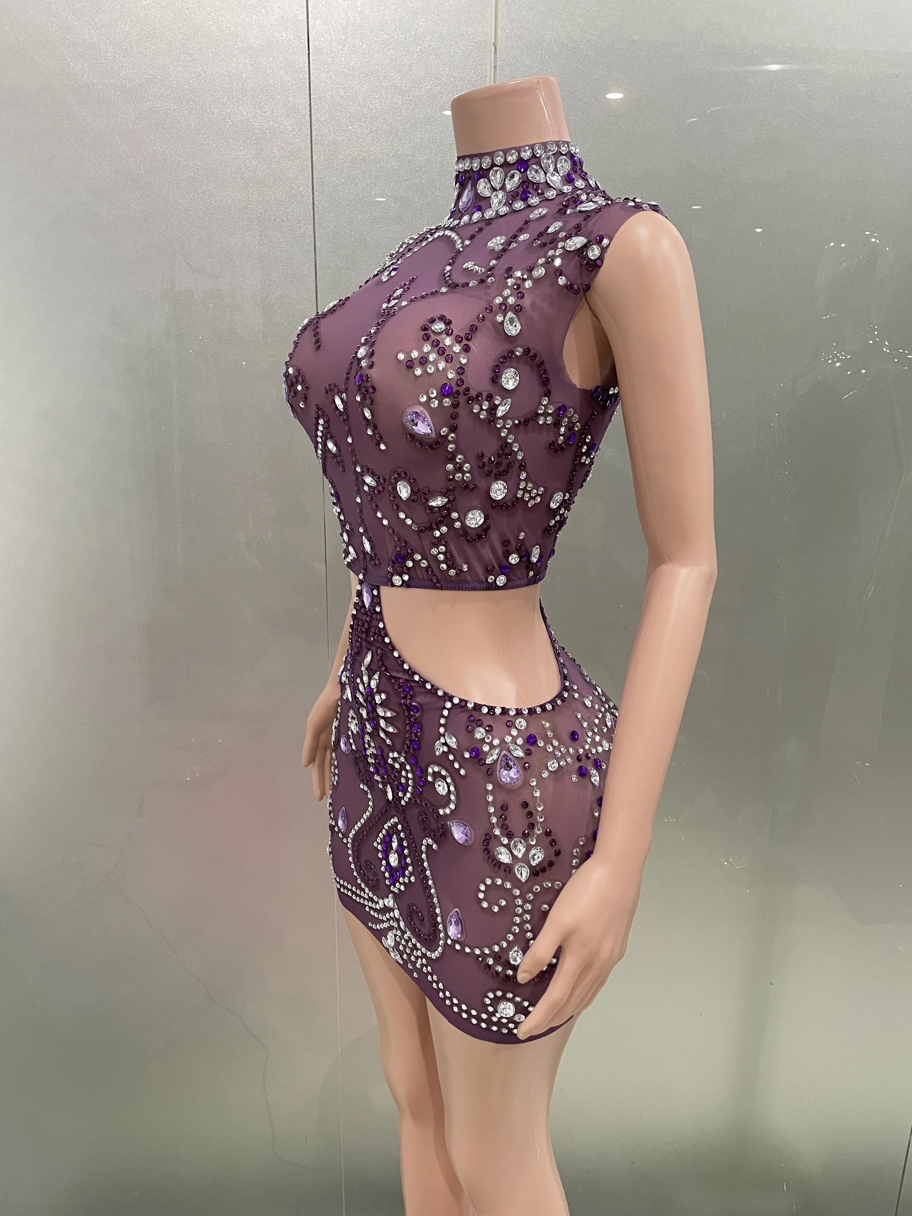 Luxury Sparkly Rhinestones Purple Sleeveless Waist Hollow Sexy Dress Female Birthday Celebrate Singer Stage Photoshoot Outfit