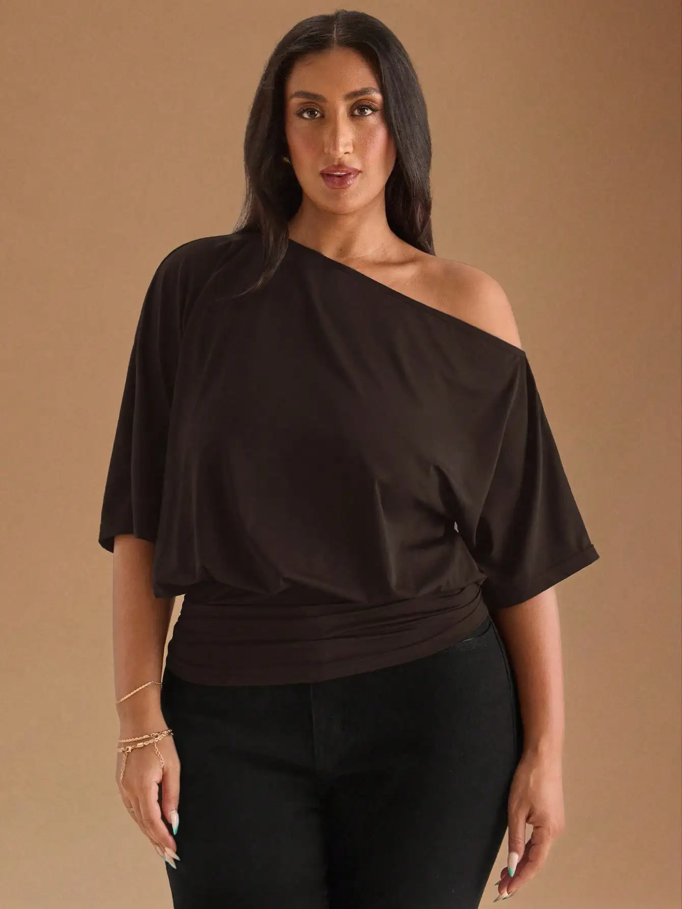 

Black Casual Slash Shoulder Asymmetrical Top Loose Fit Short Sleeve