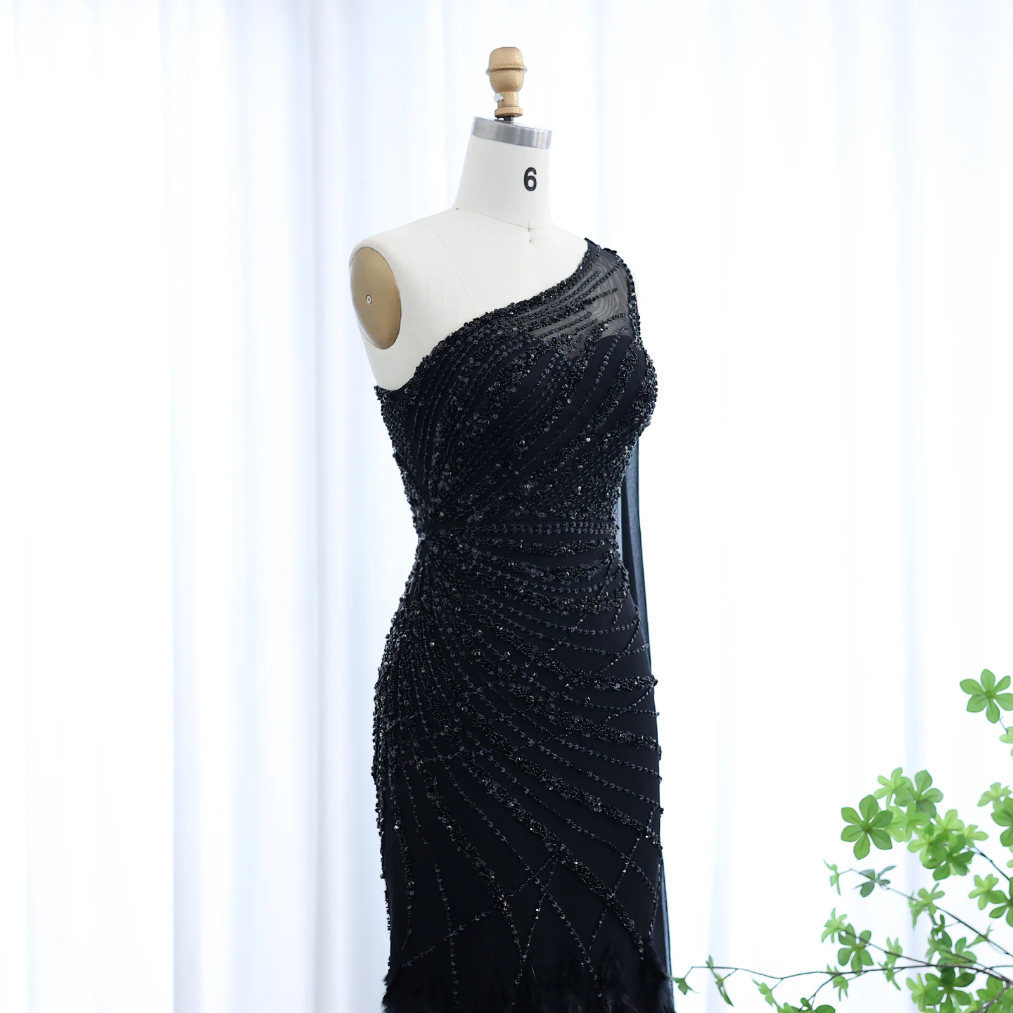Sharon Said Luxuriöses, federbesetztes, türkisfarbenes, schulterfreies Meerjungfrauen-Abendkleid mit Cape, arabisches Ballkleid, Hochzeitskleid, SS498, maßgeschneidert – Detail 25