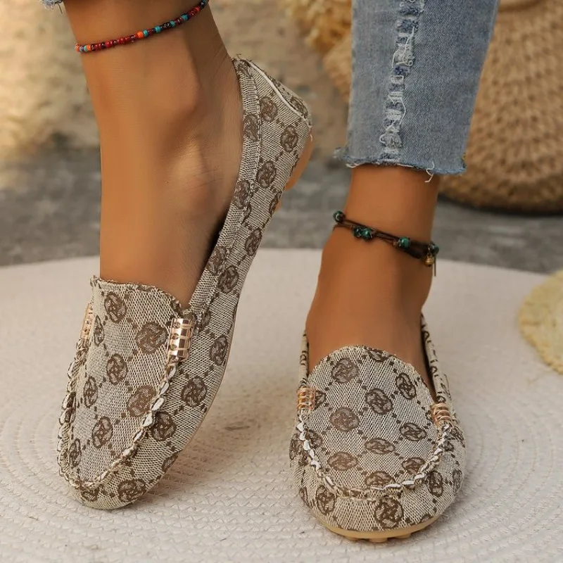 Women Flats Shoes Luxury Print Design Loafer Casual Outdoor Shoes Soft Tennis Sneakers Female Outdoor Loafers Footwear Plus Size view 4