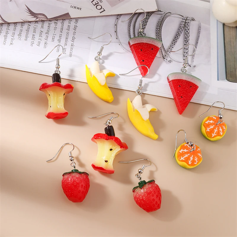 5 Paar/Set Zufällige Niedliche 3D-Frucht-Ohrhänger für Frauen, Harz-Ohrringe mit Apfel, Erdbeere, Banane, Hängende Ohrringe, Schmuckgeschenke für Mädchenpartys – Detail 3