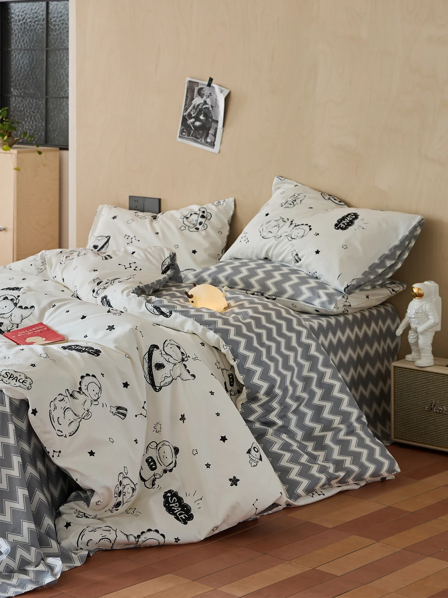 

Cartoon cotton cotton printed bed three-piece set cute student dormitory bed sheet quilt cover