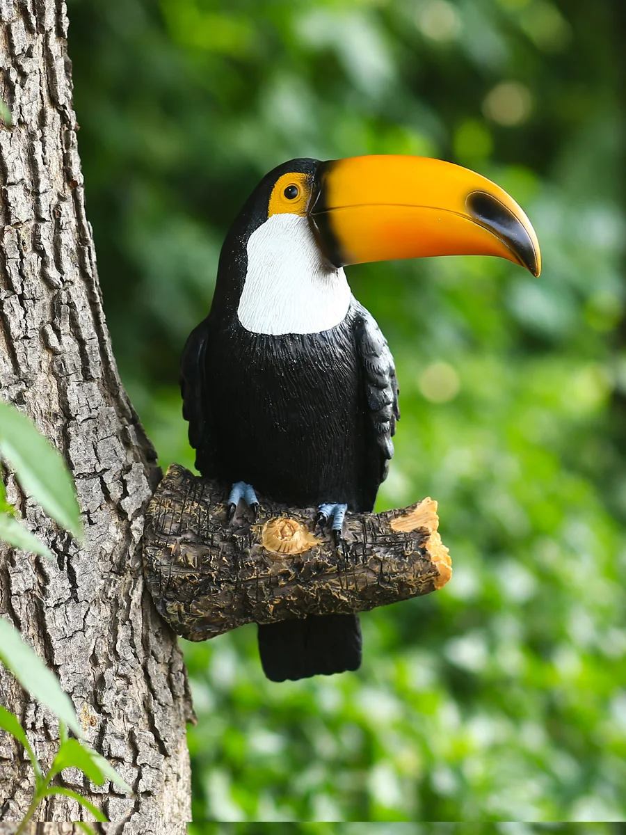 

Hand Painted Red Green Yellow Resin Toucan Statues Middle For Outdoor Garden Wall Tree Trunk Decoration Handmade Bird Sculptures