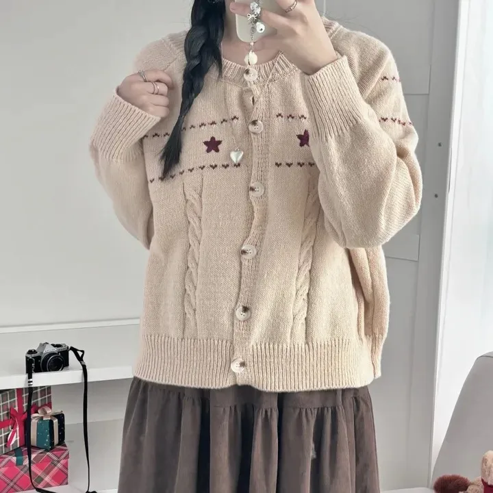 

Женский шикарный свободный вязаный свитер с вышивкой, мягкий уютный осенне-зимний модный винтажный топ для внутренней одежды на Новый год