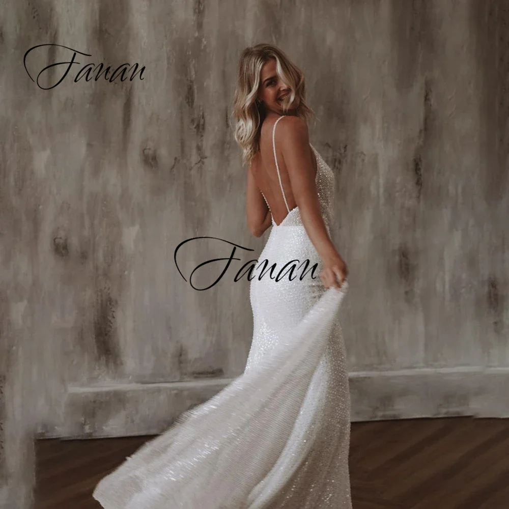 Aangepaste Glitter V-hals Sexy Spaghettibandjes Trouwjurk Zeemeermin Backless Mouwloze Bruidsjurk robe de soirée mariage п