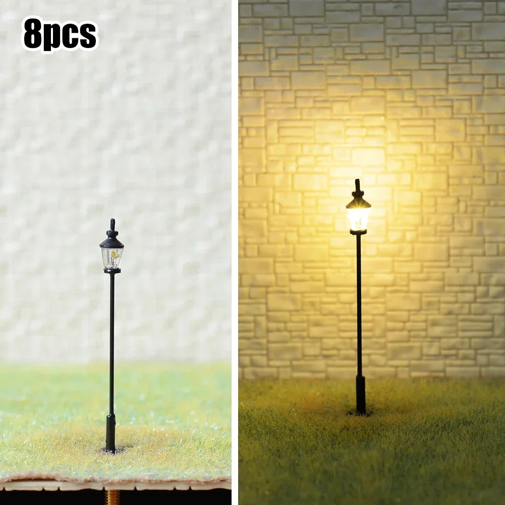 

8Pcs Model Railway Led Model Lamppost Lamps Street Lgihts OO / HO Scale LED Antique Street Light Railroad Post Garden Decor