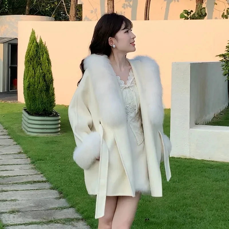 

Элегантное шерстяное пальто в европейском стиле с воротником из лисьего меха, накидка, шаль, свободные универсальные модные женские пальто, осень-зима 2023 г.