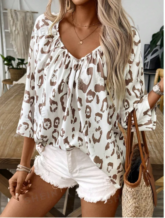 

2025 Spring Summer Casual Women's Tops Fashionable Printed V-neck And Centre-sleeved Loose Shirt Temperament Commuting Clothing