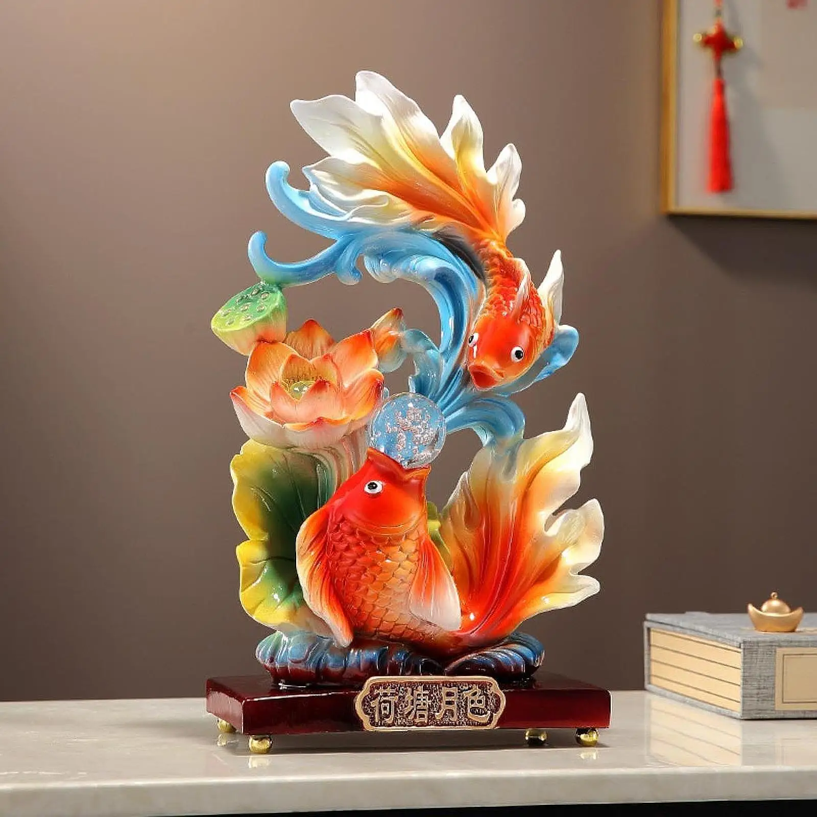 Chinese Feng Shui Fish Statue Figurine Carp Fishes Playing Resin Desktop Decoration for Office Living Room Entrance Home Decor