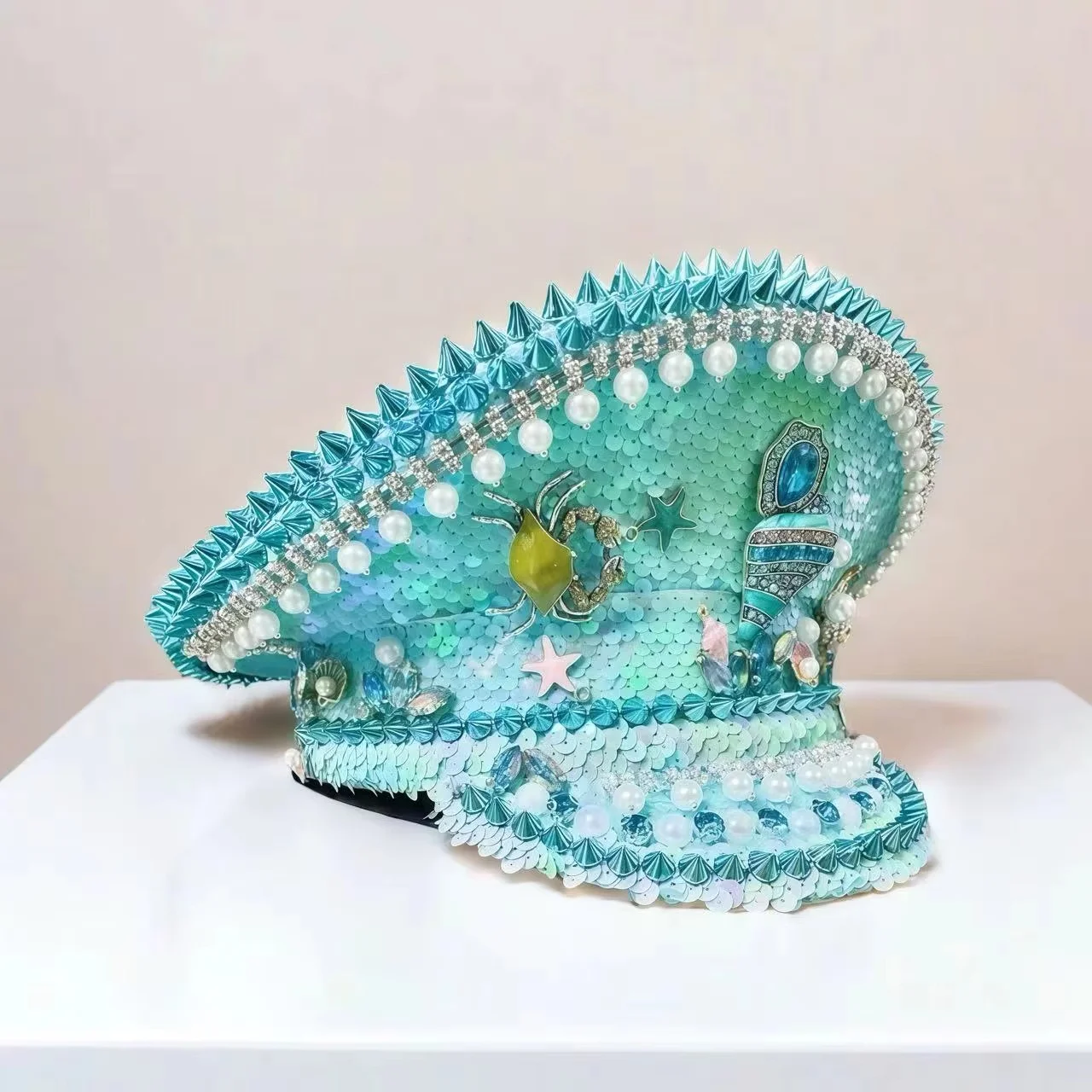 HongLuan Gelber Laser-Leder-Loop-Kapitänshut mit Strasssteinen und Militärkappen für Damen, Rave-Festivals-Accessoires und Partymütze für Herren