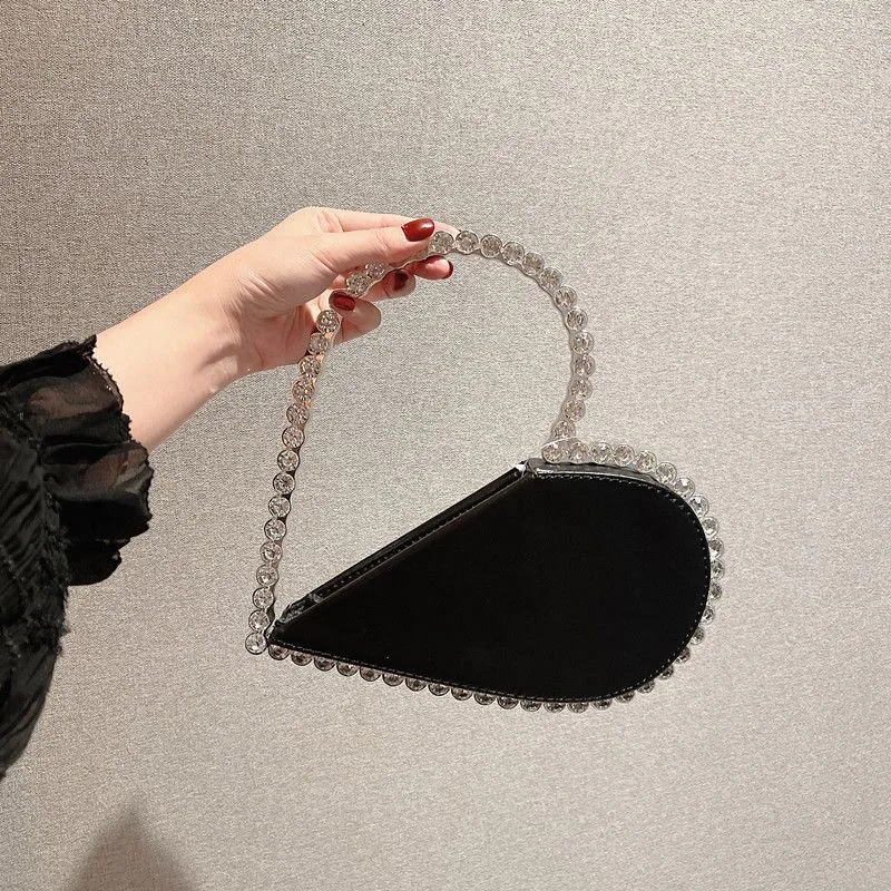 Heart Shaped Evening Diamond Clutch Bags for Women 2023 Chic Metal Handle Rhinestone Shiny Sequins Purse Female Wedding Handbags