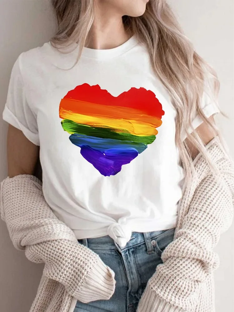 

Женская модная повседневная футболка с круглым вырезом и принтом радужного сердца, стильный топ с короткими рукавами для весенне-летней и осенней рубашки