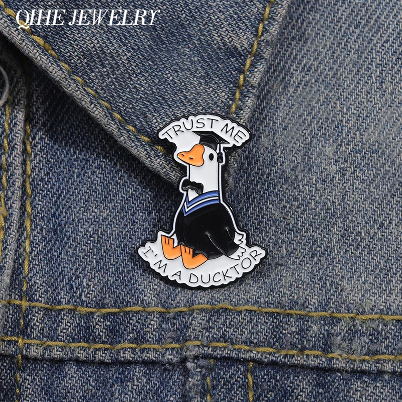 TRUST ME I'M A DUCKTOR Enamel Pins Creative  Cartoon Animal Duck Brooches Bags Clothes Lapel Badge Jewelry Pins Gift for Friends