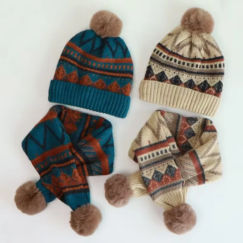 2023 autumn and winter new color pattern children\'s knitted wool hat warm cross neck two-piece set