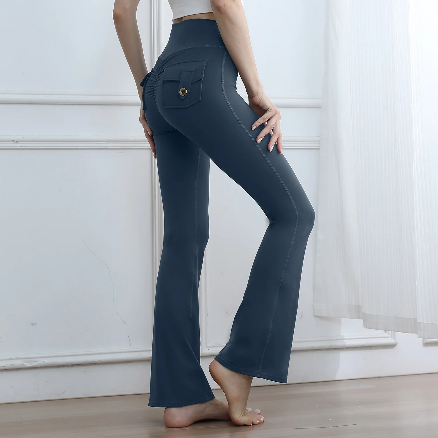 Thumbnail 2 - #17 Best Womens Pants to Buy In 2026