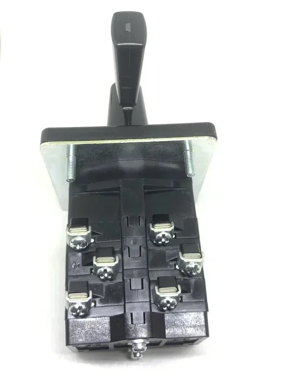 2025.4 IDEC And Quan UCSQO-353-P2B-C3016 Selection Switch CS-10 Cam Switch