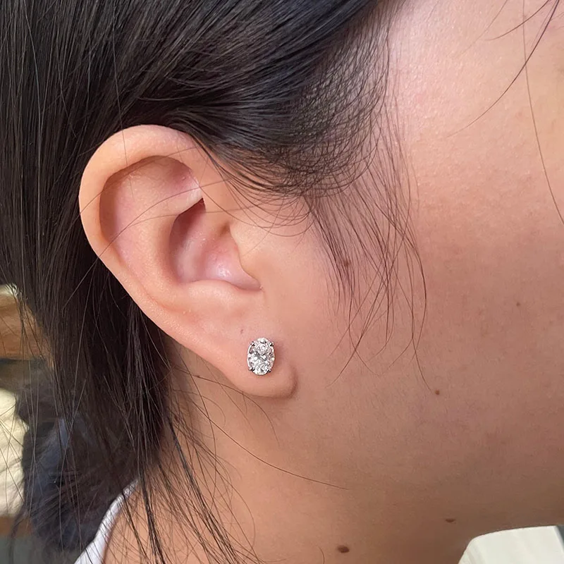 Elegante ovale Ohrstecker mit im Labor gezüchteten Diamanten, je 1 Karat, DEF VS-VVS, IGI, Platin 950, Premium-Alltagsschmuck für Damen – Detail 4