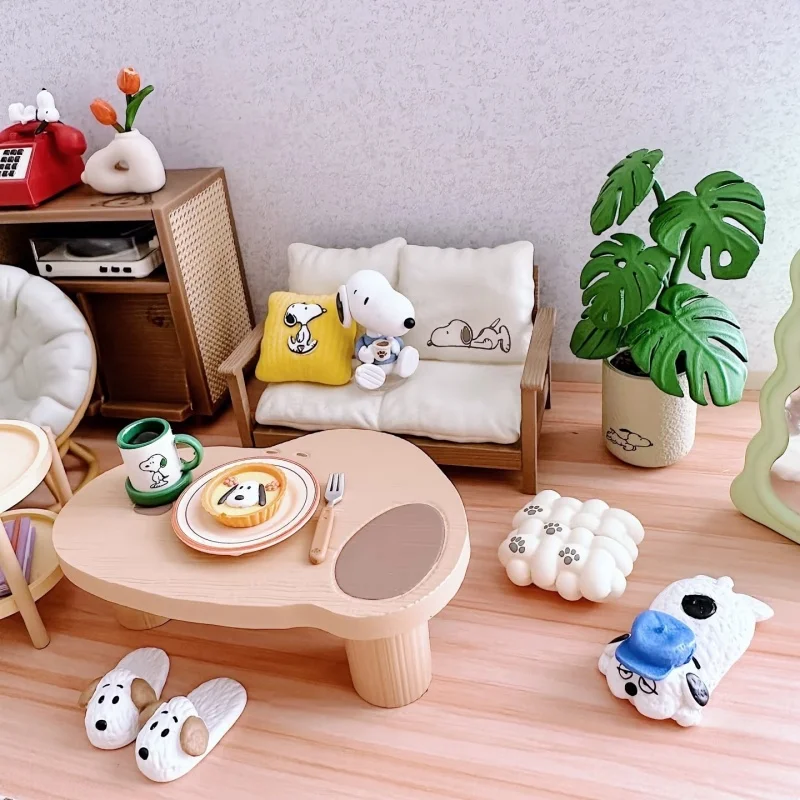 Re-Ment Comfortable Snoopy Weekend Room Miniature Scene Model Collectible Trendy Blind Box Toys Scene Props Kids Surprise Gifts