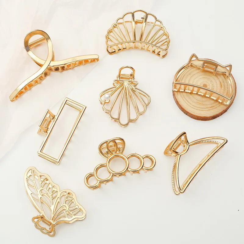 

Metal Shell Geometric Hair Claws Clamps Metal Hair Crabs Moon Shape Hairpins Solid Color Hair Clip Women Korean Hair Accessories