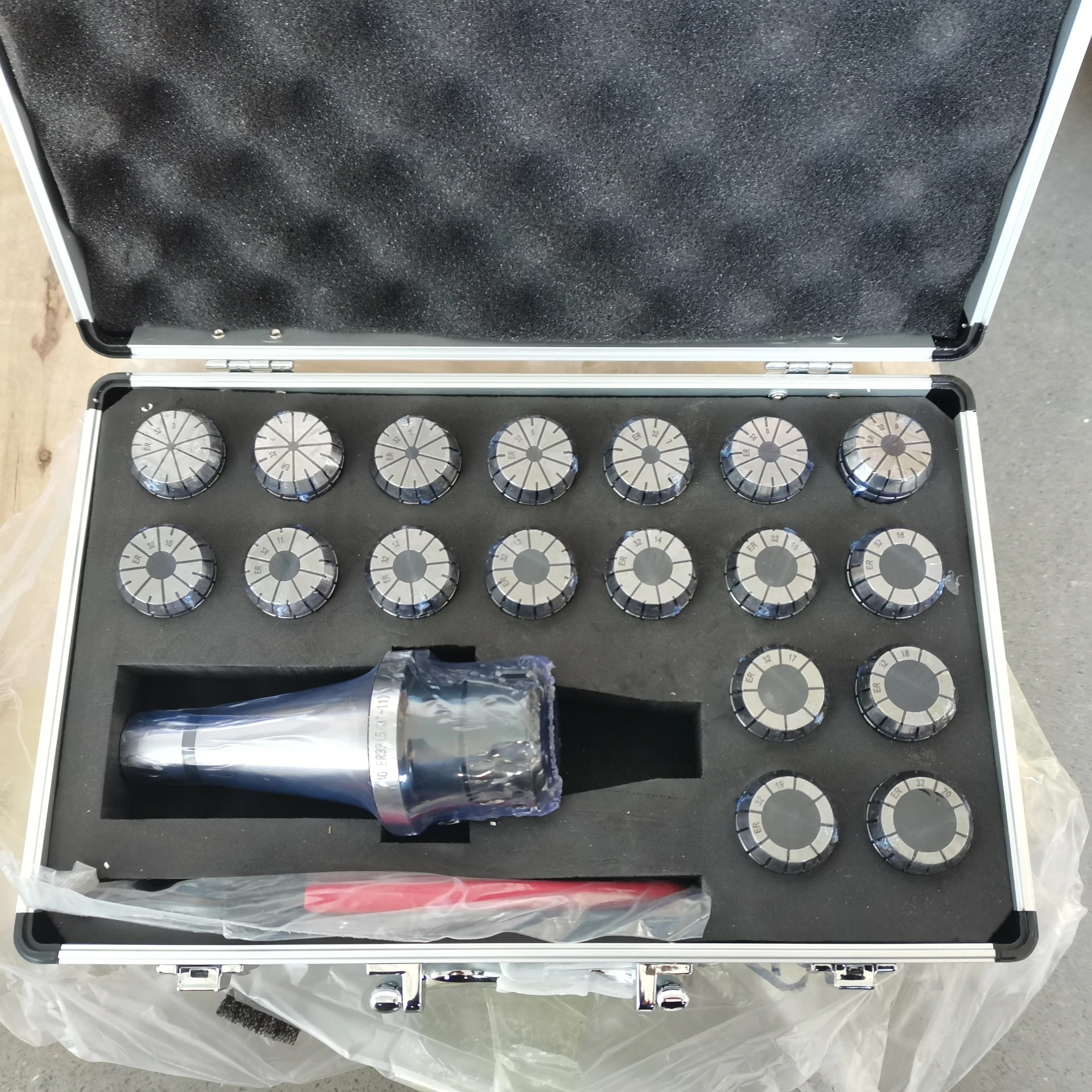 ISO40 ER32 Collet Chuck Set DIN2080 NT40 ISO40 Taper ER32 Tool Holder Standard CNC Milling Machine Tool Holder Industrial Pro